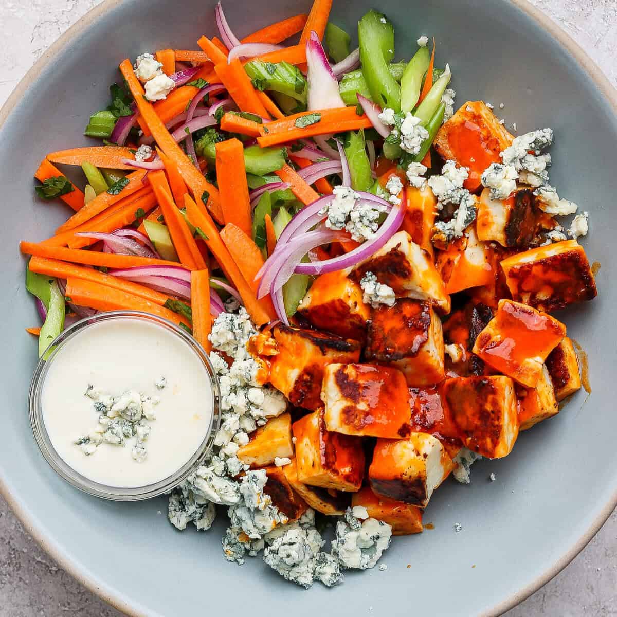 Unlock Health & Flavor: The Versatile Crispy Buffalo Halloumi Salad Guide